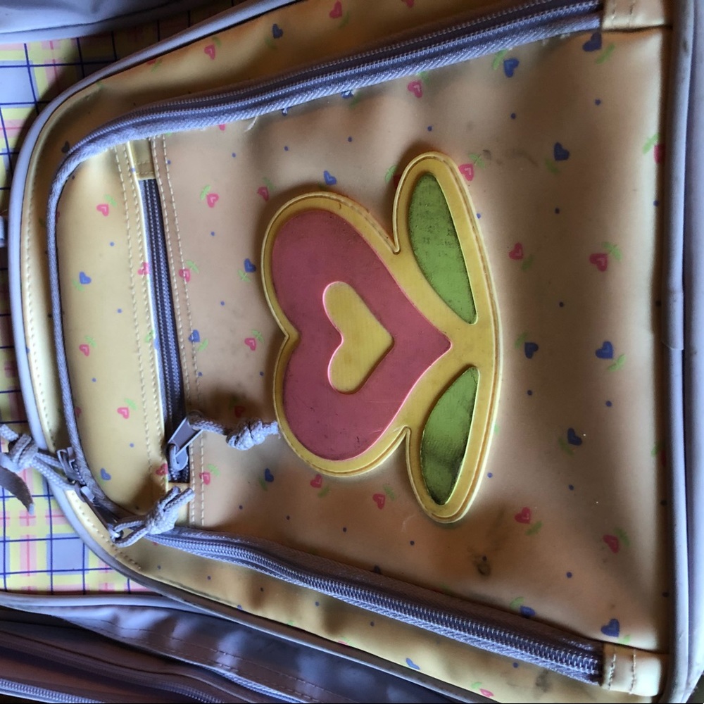 Suitcase - Picture 4 of 7